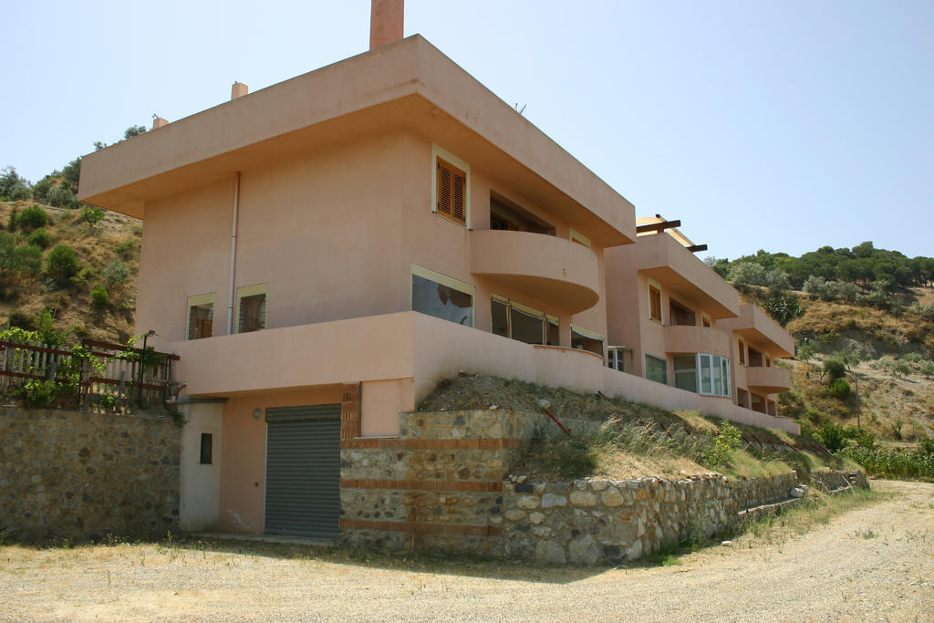 Il Giardino Di Ausonia Bed & Breakfast Reggio di Calabria Exterior foto
