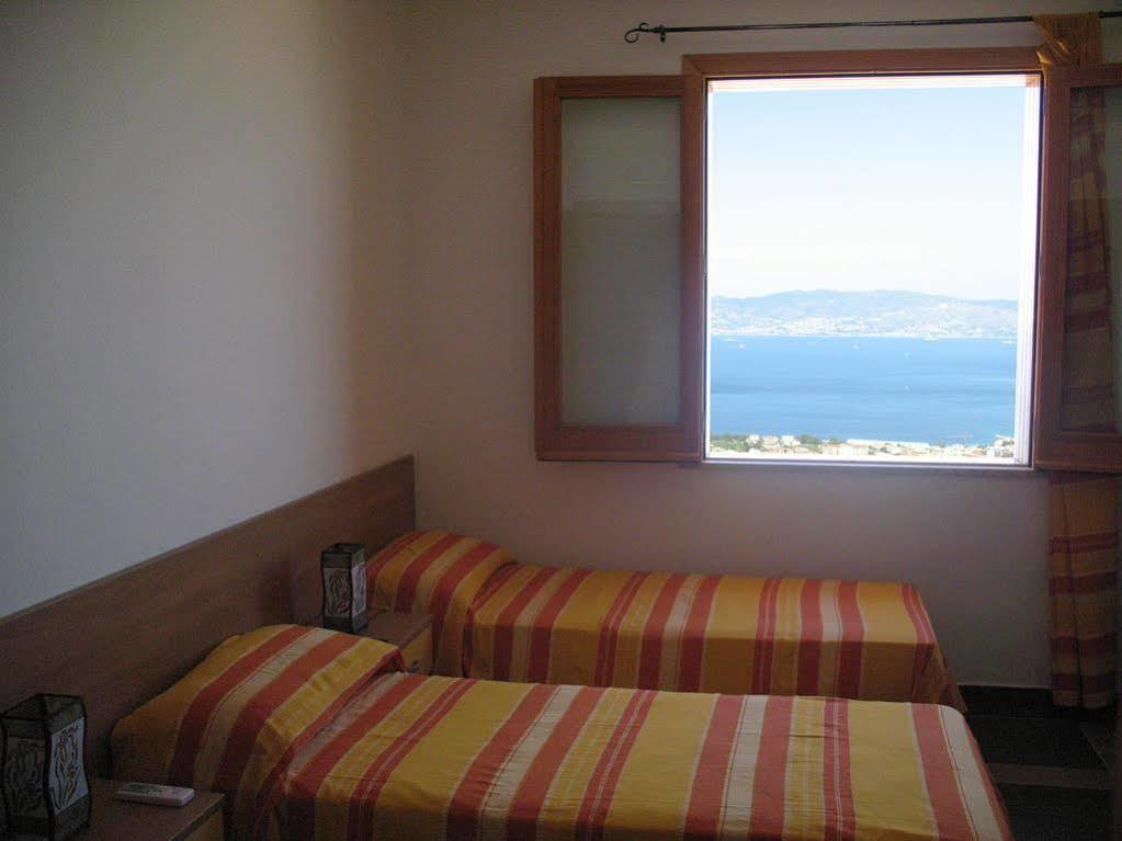 Il Giardino Di Ausonia Bed & Breakfast Reggio di Calabria Exterior foto